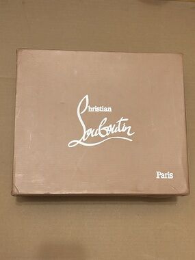 🟣Christian Louboutin Empty Brown/Tan Shoe Box With Logo Gift Wrapping Paper